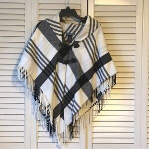 Signature Studio Black and White Plaid Shawl